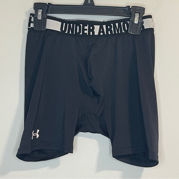Under Armour Compression Underwear Cup Holder Black YMD - Picture 1 of 3